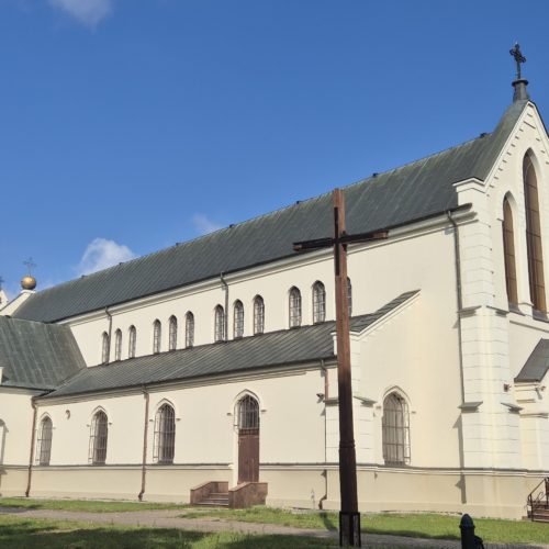 Kościół Parafialny Wniebowzięcia NMP w Maciejowicach